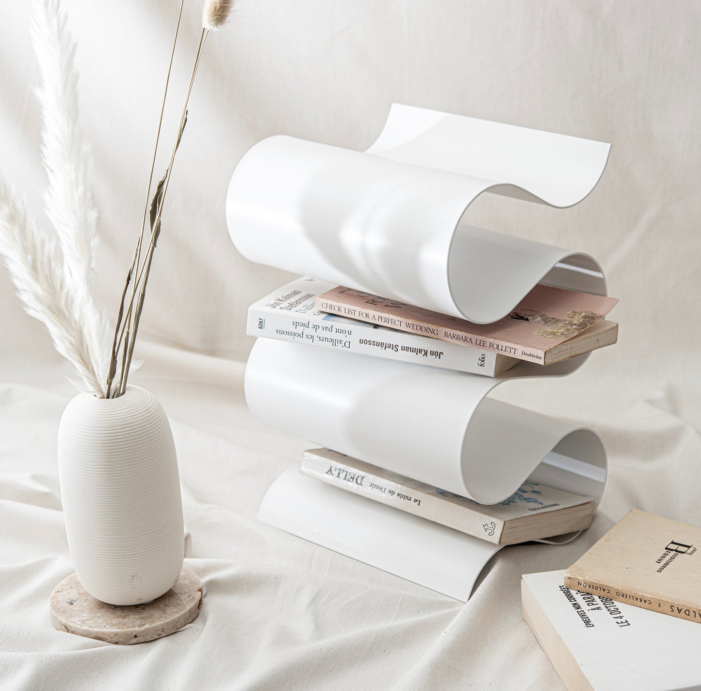 Curved Magazine Holder