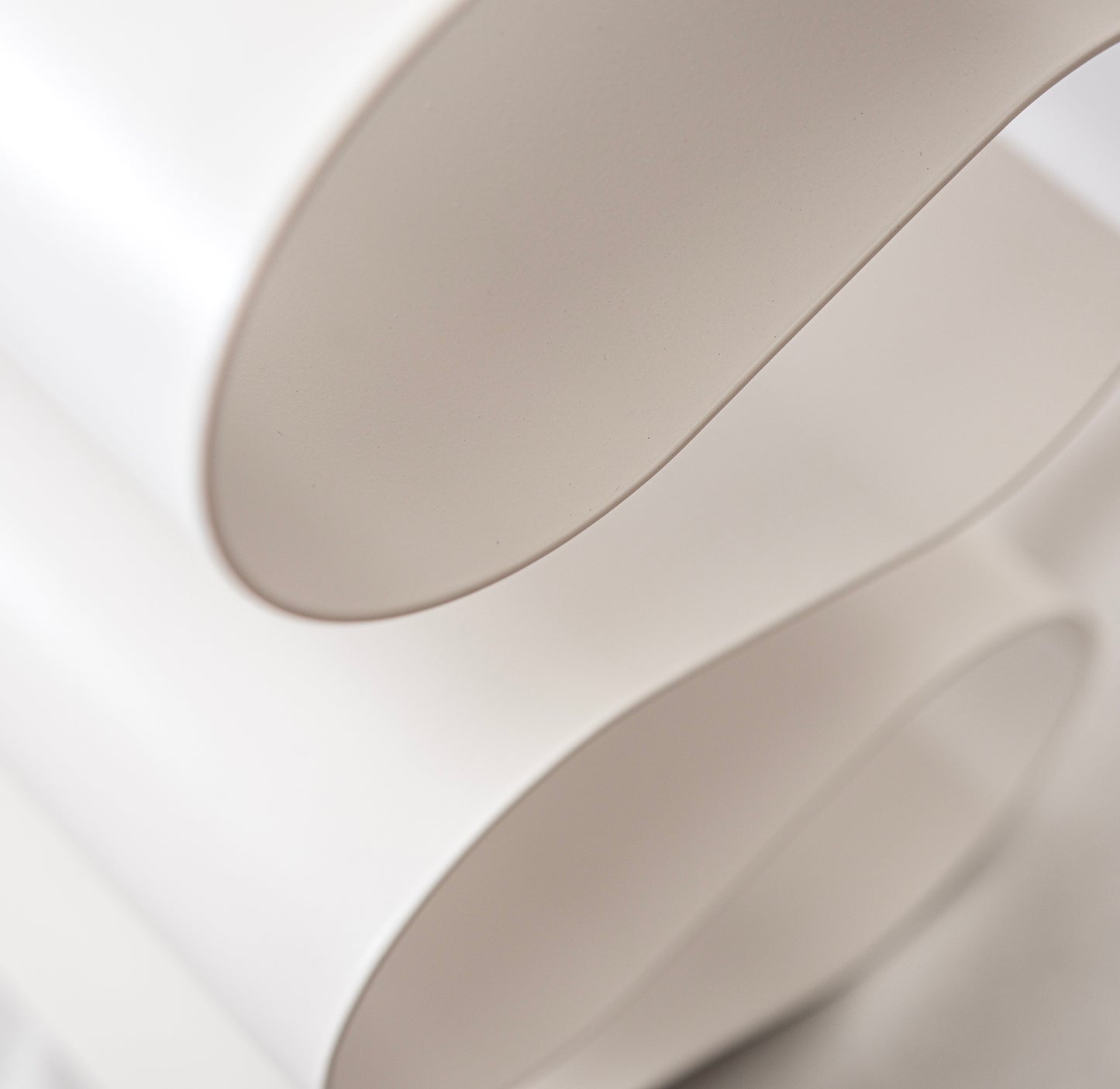 Curved Magazine Holder