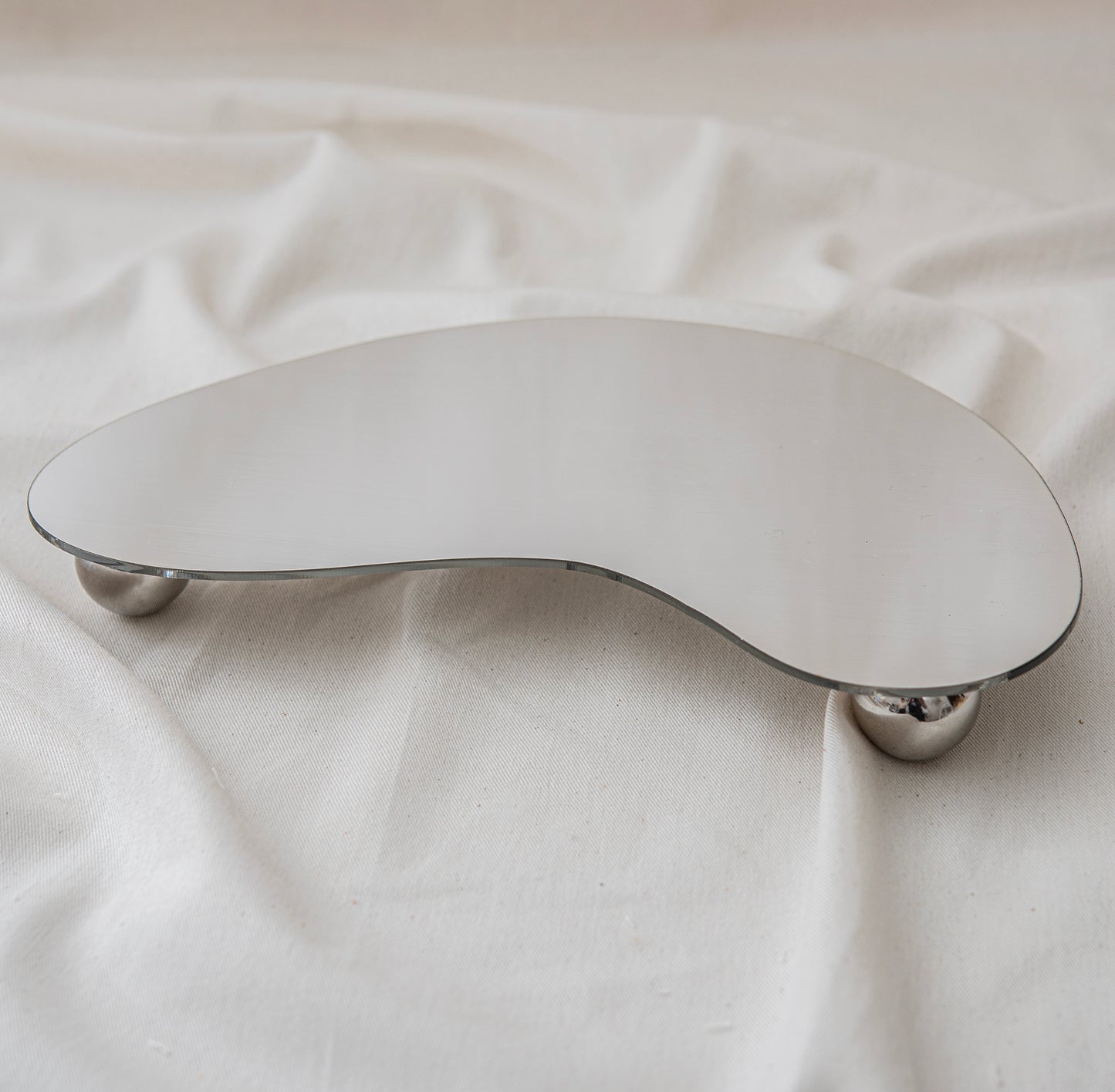 Bean Mirror Tray