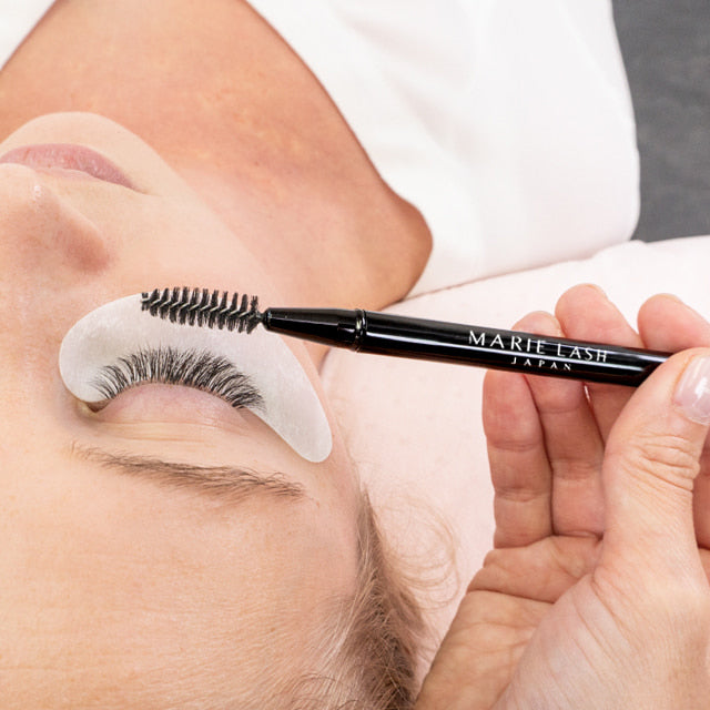 MARIE Mascara Wand with a cap (1pc)